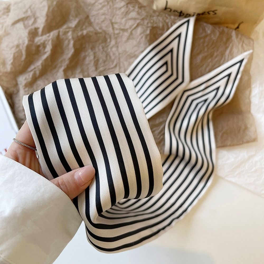 Silk Tie Striped - Lenço Feminino Elegante com Estampa de