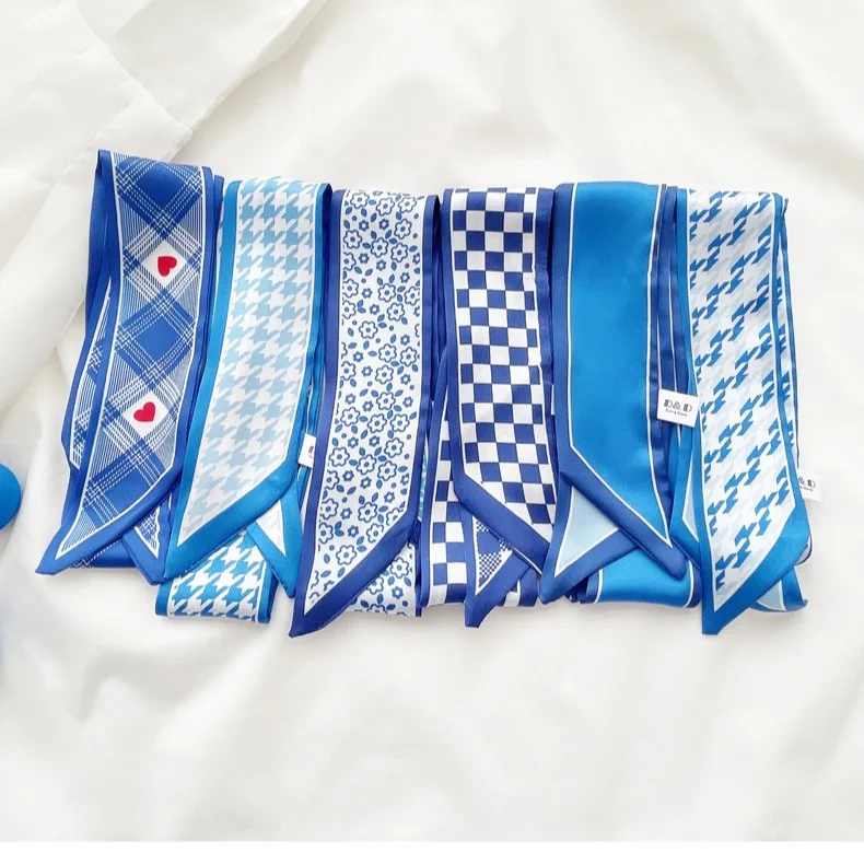 Lenço de seda azul Klein, novo - Bandana Cotton avaliação e preço